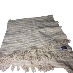 Pendleton Wool Blanket with Cream Texture Vintage
